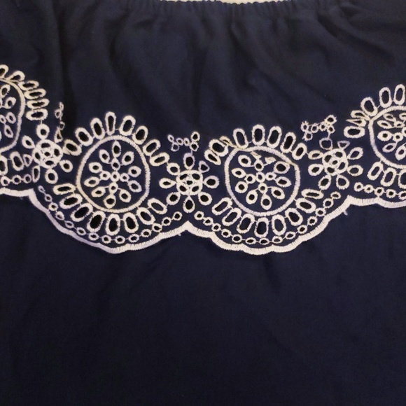 🆕️Fever Off Shoulder Blue & White Embroidered Top - Picture 8 of 9